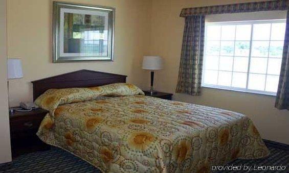 Days Inn & Suites By Wyndham Columbus Ne Oda fotoğraf